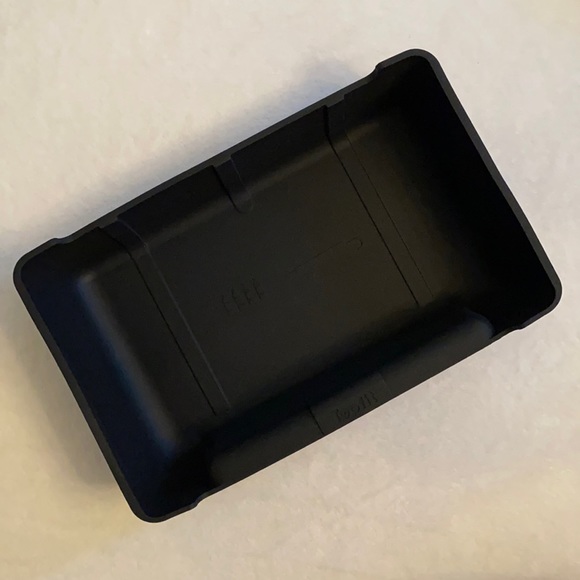 Topfit | Tesla Model Y & X Under Seater Storage Box Rubber Organizer Tray Black - Picture 16 of 16